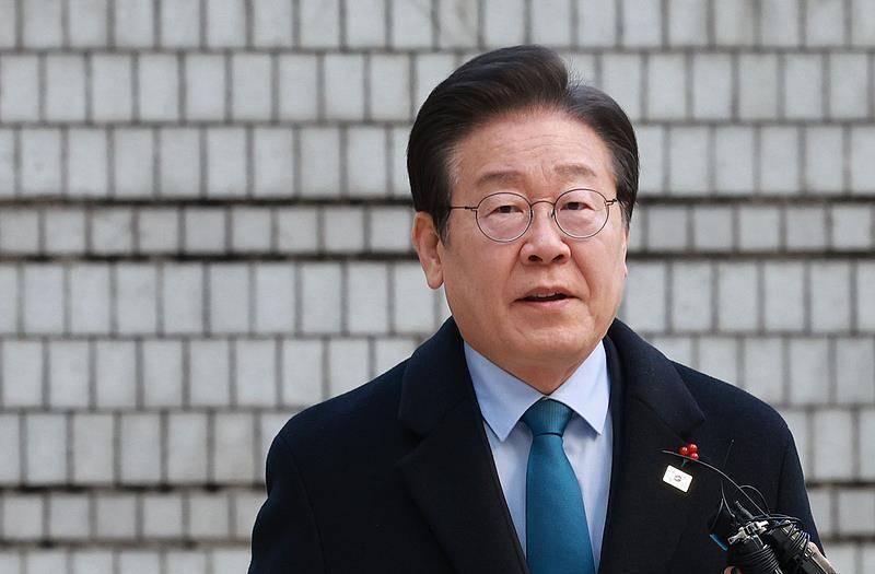 韩国政坛再生变 朝野政党“统一战线”推进弹劾 尹锡悦：奉陪到底
