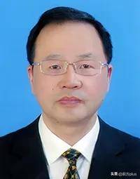 何光彩任北京大学党委书记
