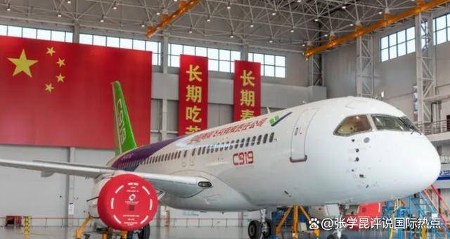 中国再按暂停键，美国想谈判了，嘴硬的特朗普，把球踢到中国脚边