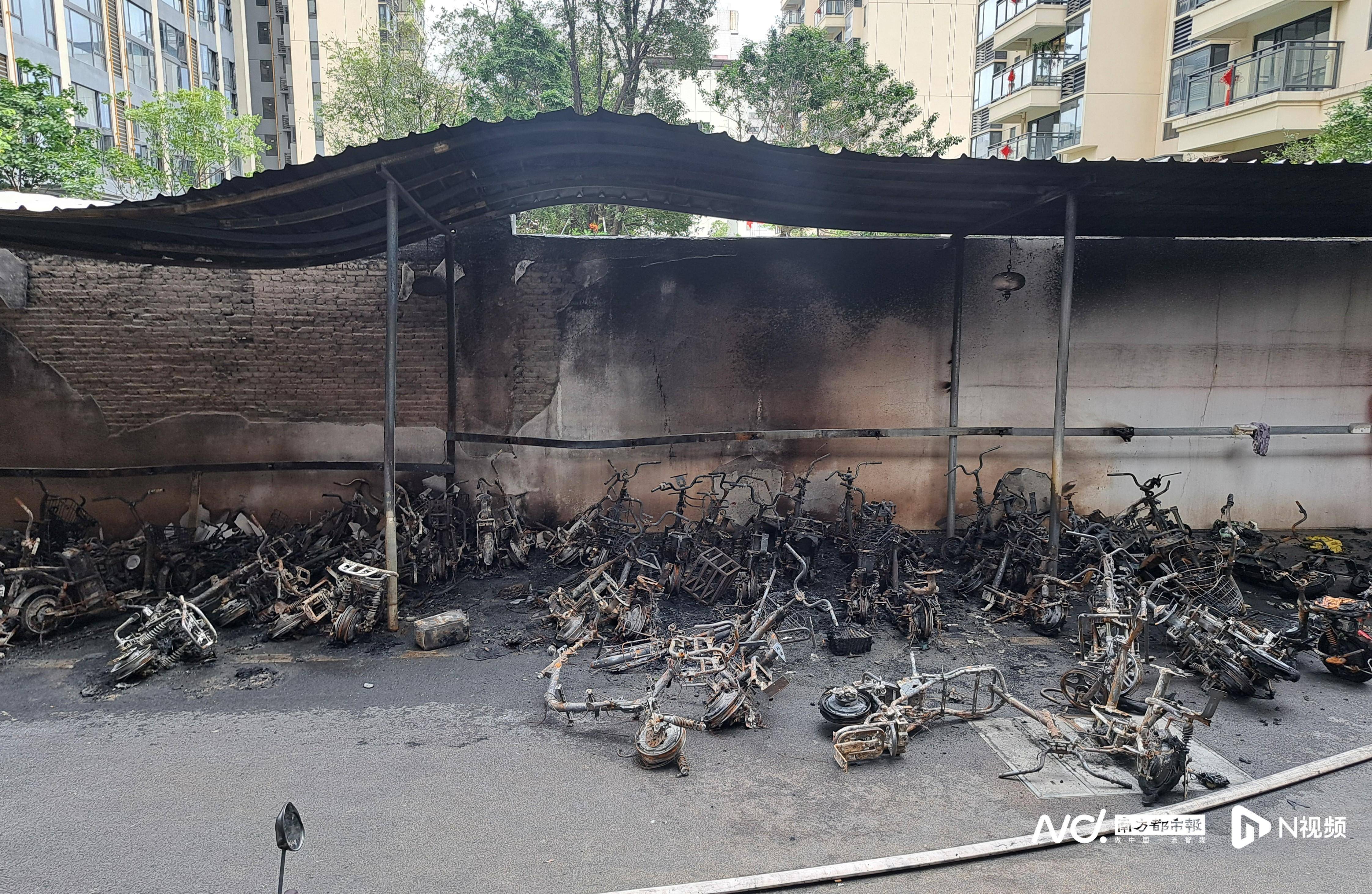 东莞一小区逾百辆电动自行车烧毁！住户睡梦中被叫醒撤离逃生