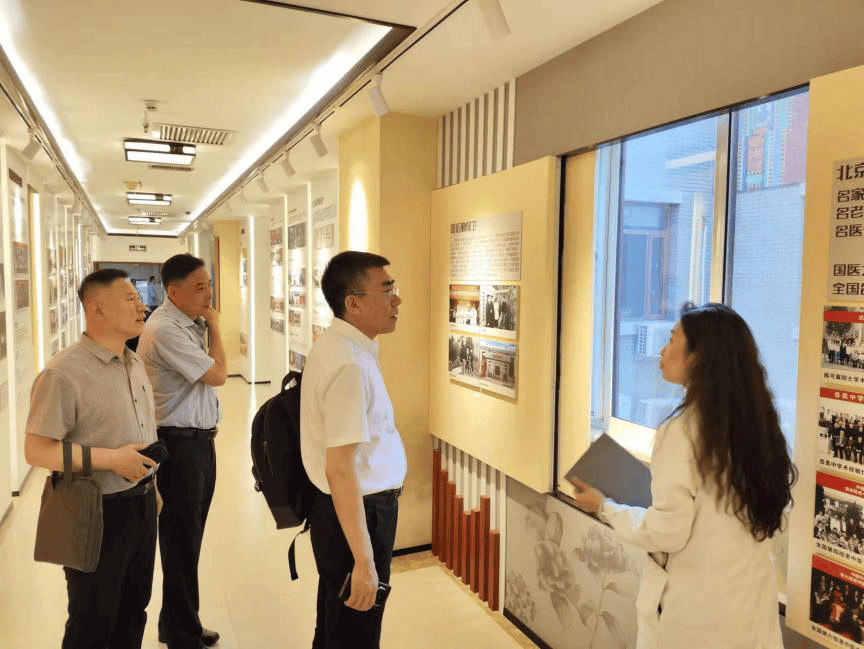 大连市卫生健康委党组书记、主任王聚一行赴中国中医科学院西苑医院进行中医药合作交流