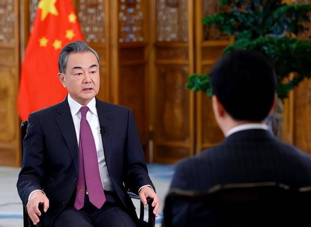 9.3大阅兵前,德外长跑到日本,逼中方连退3步,毛宁8字给其定性