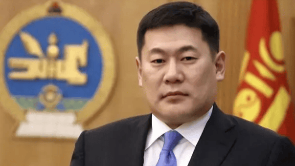 柬泰刚停火,我国又一邻国突生巨变;领导人直接下台!局势不简单