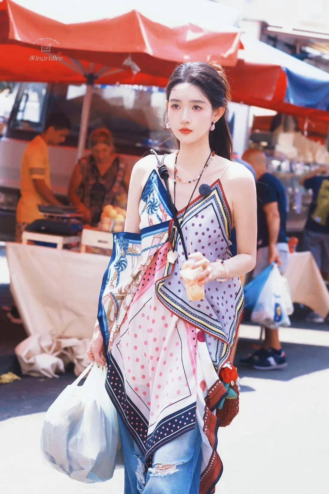 “耿直”的95小花王玉雯火了，被评“活人感好重”