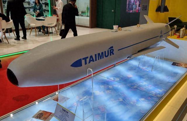 外媒：外媒：中国“惊雷-1”改变印太核棋盘！巴基斯坦竟悄悄跟上？