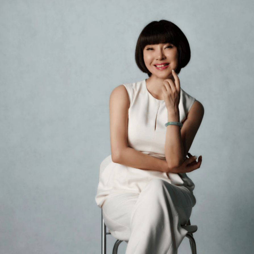 《常回家看看》歌手陈红前夫李军再度控诉“被掏空巨额财产”!曾多次被限高