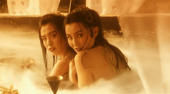 她复出两个月,秒杀内娱假人