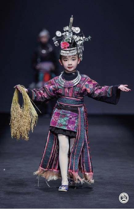 一场文化传承的双向奔赴 贵州“村T”破圈记