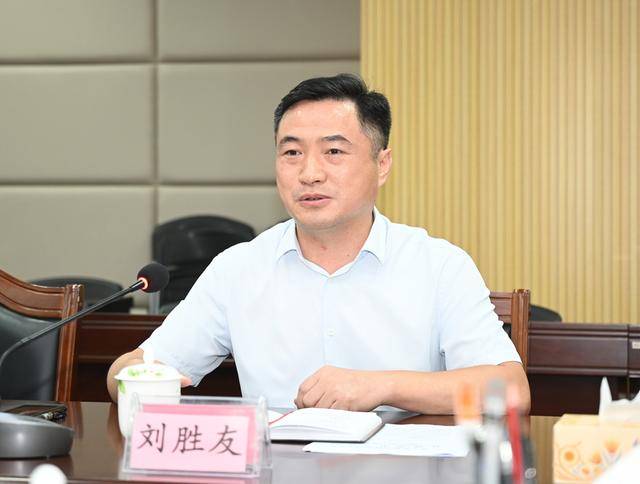 刘胜友,已任柳州市委副书记、提名为市长候选人