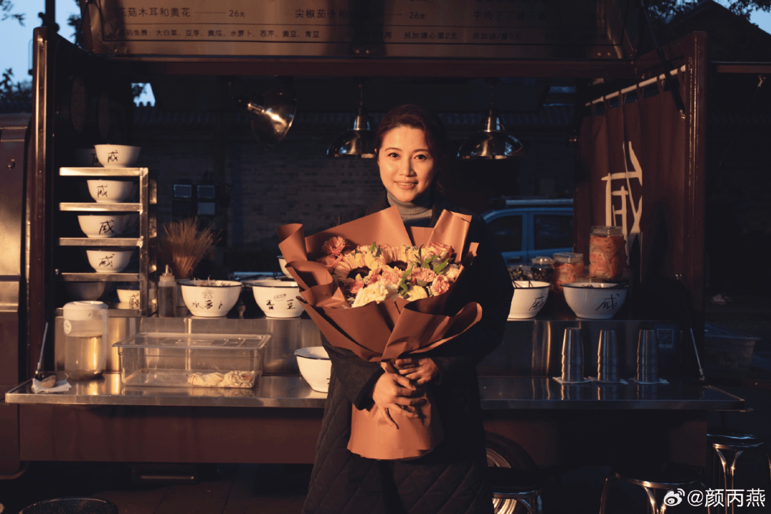 52岁金鸡华表双料“影后”透露男友比自己小20岁