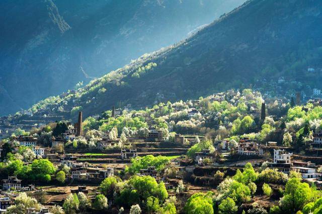 四川第二个！丹巴基卡依村入选联合国旅游组织“最佳旅游乡村”，专家解读为何入选