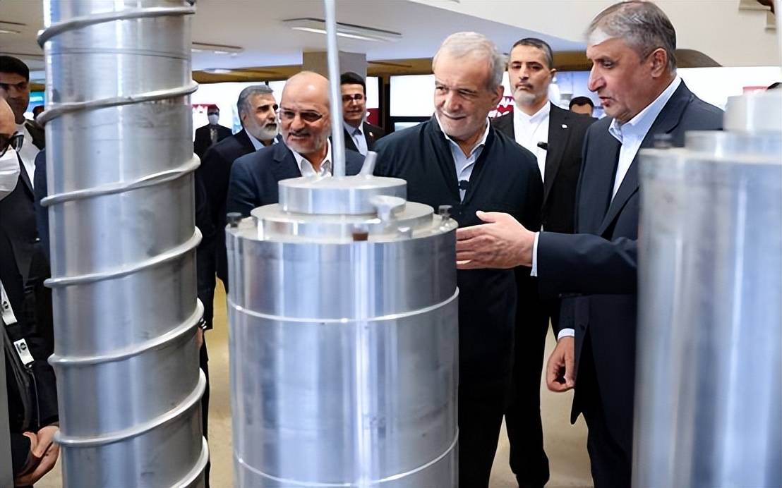 伊朗前外长重磅爆料！称拉夫罗夫偷偷带香槟酒，暗中搞砸谈判，俄罗斯一直在伤害伊朗？