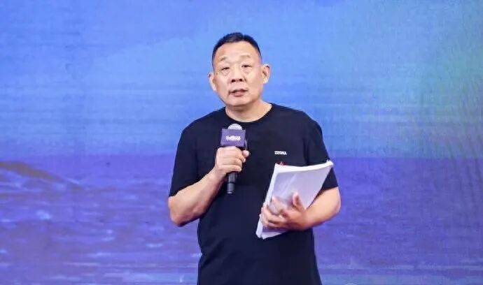 于东来称收费进行“个人分享交流”,每月一次,时长约3小时,费用50万元,喊话企业家参与
