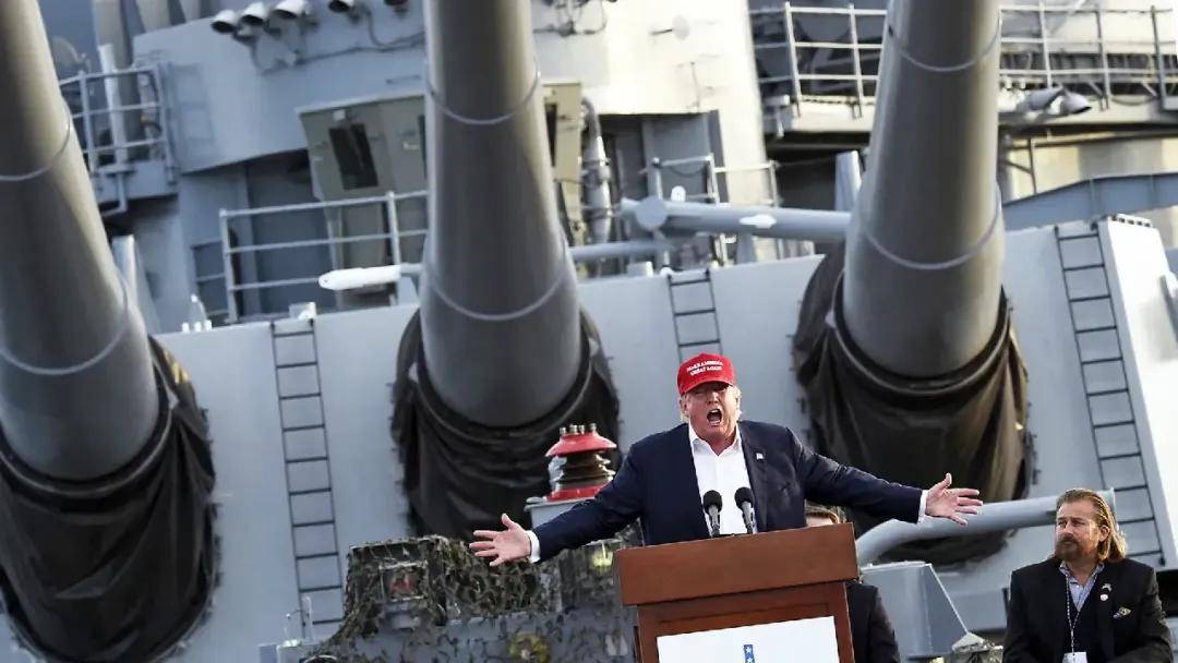 被中国新试飞的无人机吓到了？特朗普：美国要再造20架B-2轰炸机