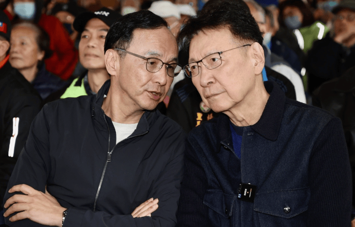 金灿荣:刚上台就被立了个下马威,郑丽文能把国民党扶上墙吗?