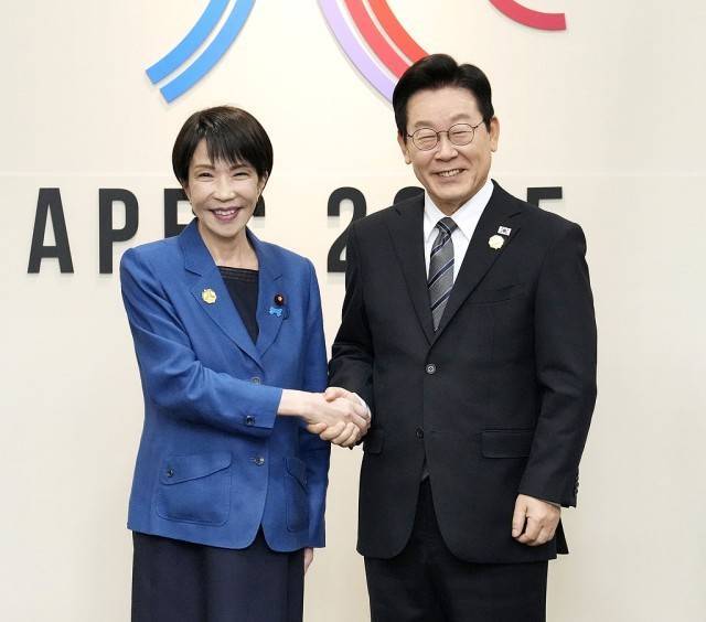 以“相互了解”为主，未涉及争议话题，韩日领导人“礼节性”会晤40分钟