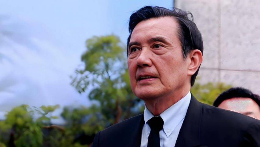 两岸统一势在必得!郑丽文上任首日,洪秀柱提出统一建议,盼其赴陆完成连战未尽事业,信号特殊