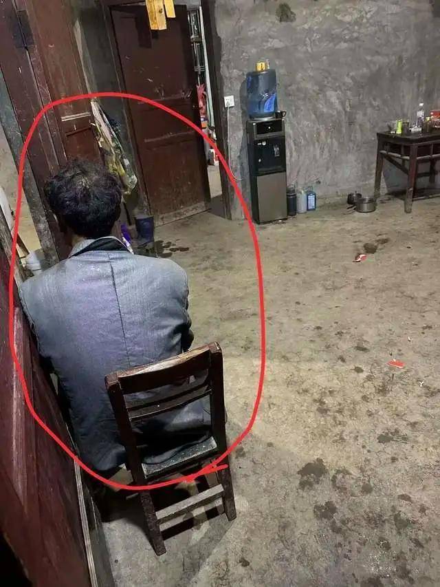 贵州一女子被残忍杀害,凶手竟淡定参与找人