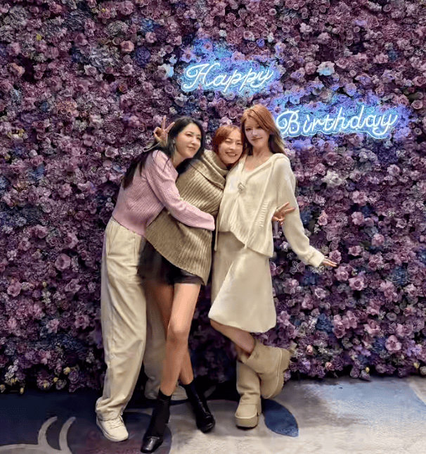 赵露思27岁生日音乐会好炸,6套造型高定配高珠杀翻全场