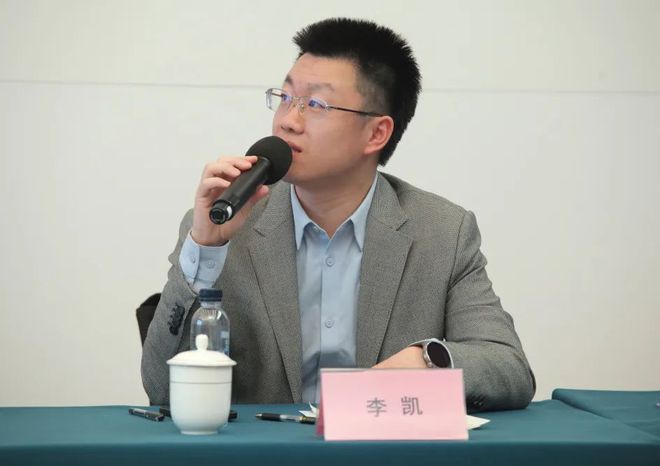 华泰证券董事长(华泰证券董事长周毅简历)